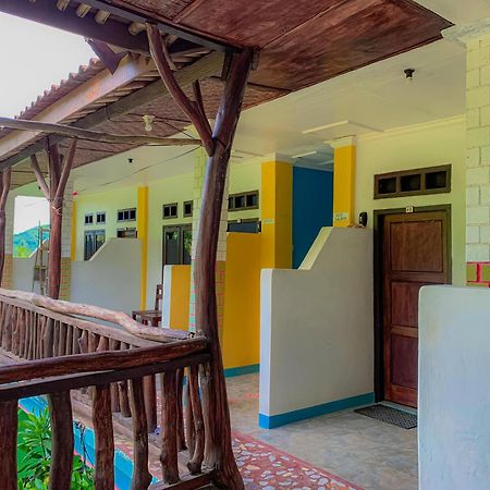 Breeze Hostel Kuta  Ngoại thất bức ảnh