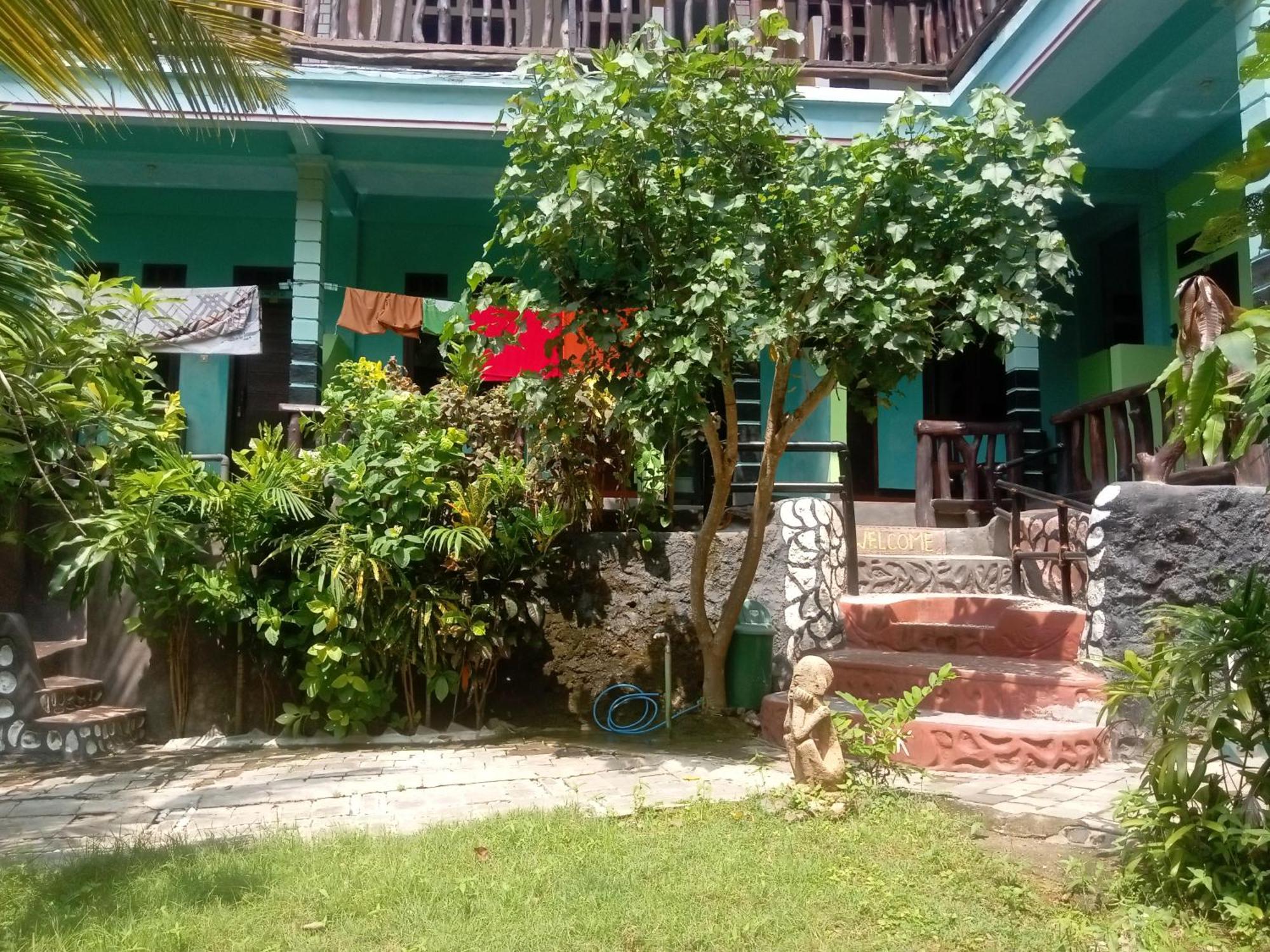 Breeze Hostel Kuta  Ngoại thất bức ảnh