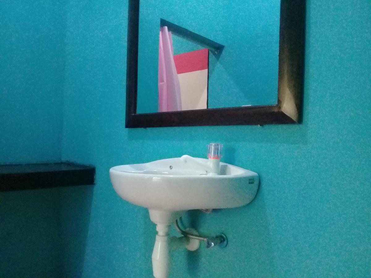 Breeze Hostel Kuta  Ngoại thất bức ảnh