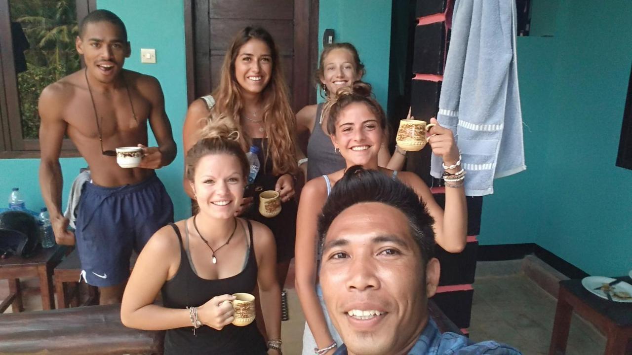 Breeze Hostel Kuta  Ngoại thất bức ảnh
